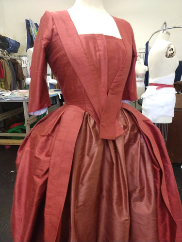 18th century gown - Schuyler Sisters