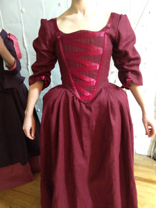 Maria Reynolds dress